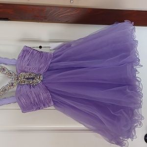 NWT SHERRI HILL SHORT PROM